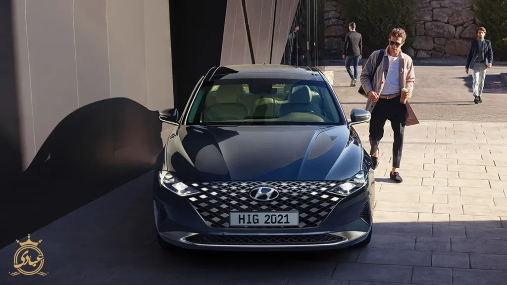 Hyundai Sonata
Hyundai Azera (Grandeur)
Hyundai i40
این گروه طراحی شیکتری دارد و امکانات رفاهی بیشتری ارائه میدهد.