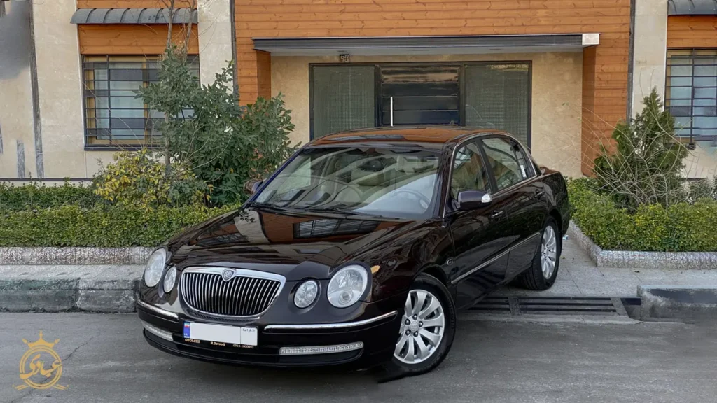 کیا اپیروس: از جمله فولآپشنترین خودروهای کیاست که بین سالهای 2003 و 2010 تولید میشد.